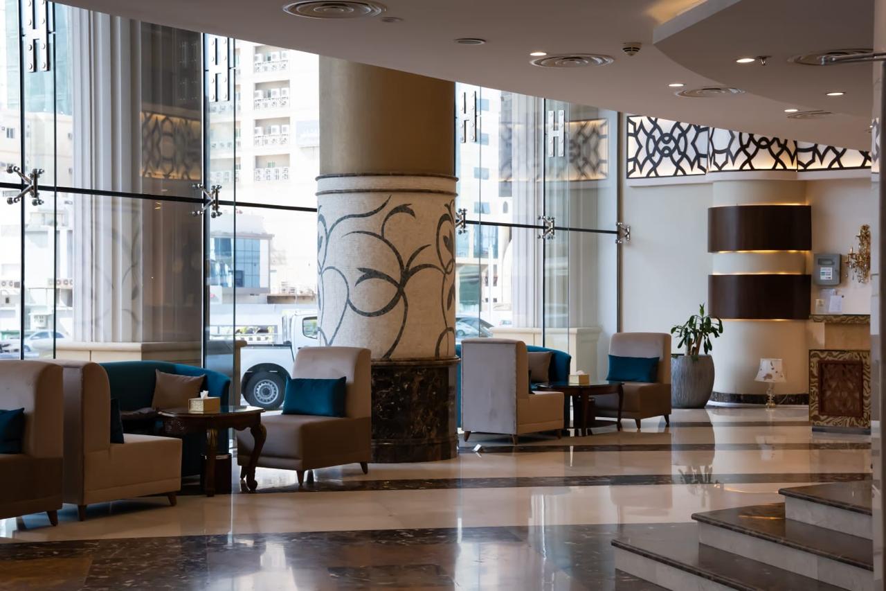 Alaa Al Bayt Hotel lobi oturma alanı