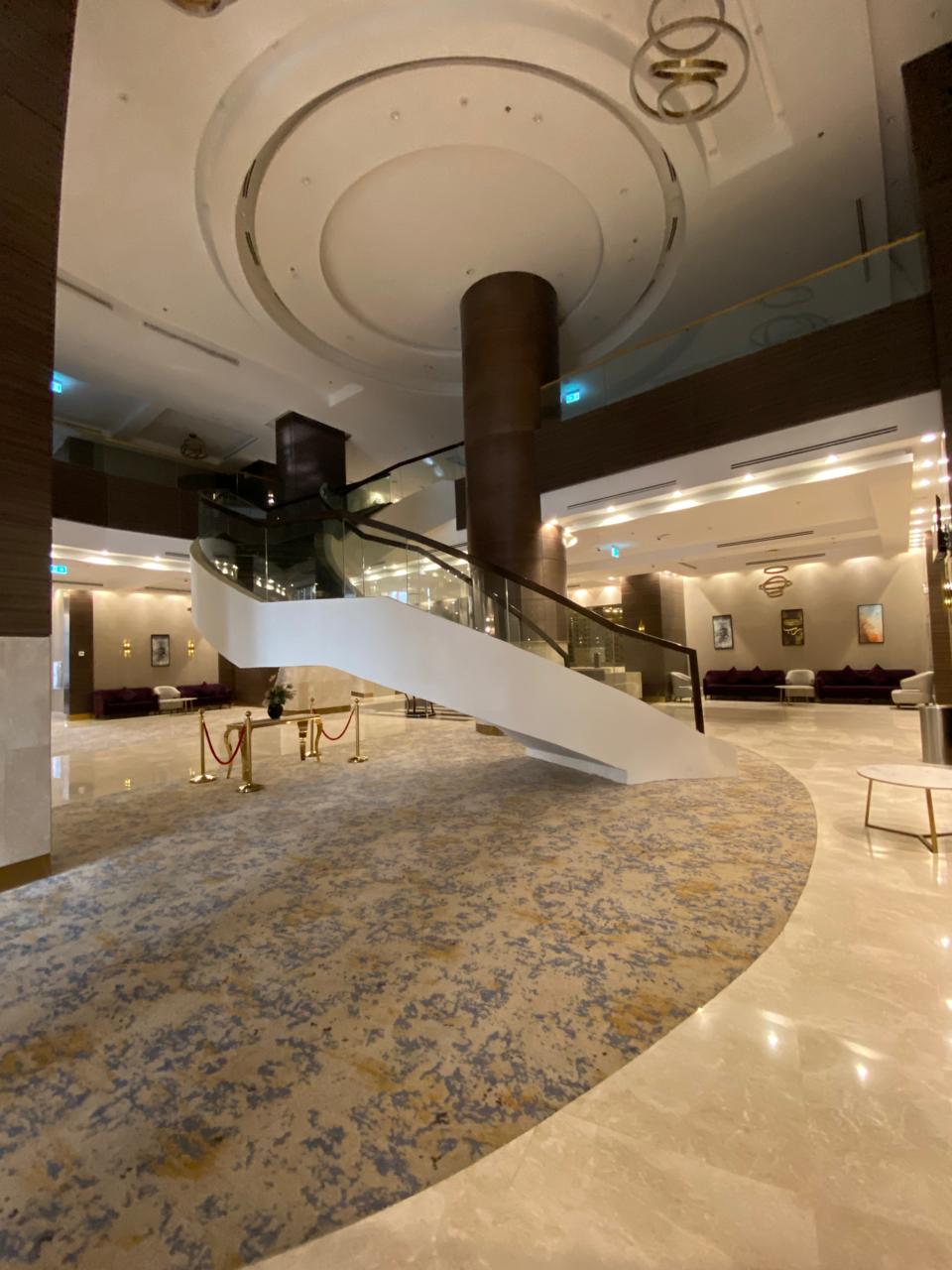 Bawabat Mena Hotel lobi merdiveni