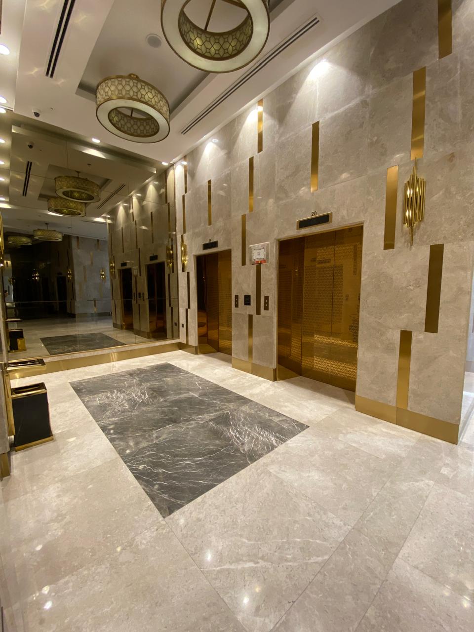Bawabat Mena Hotel asansör katı